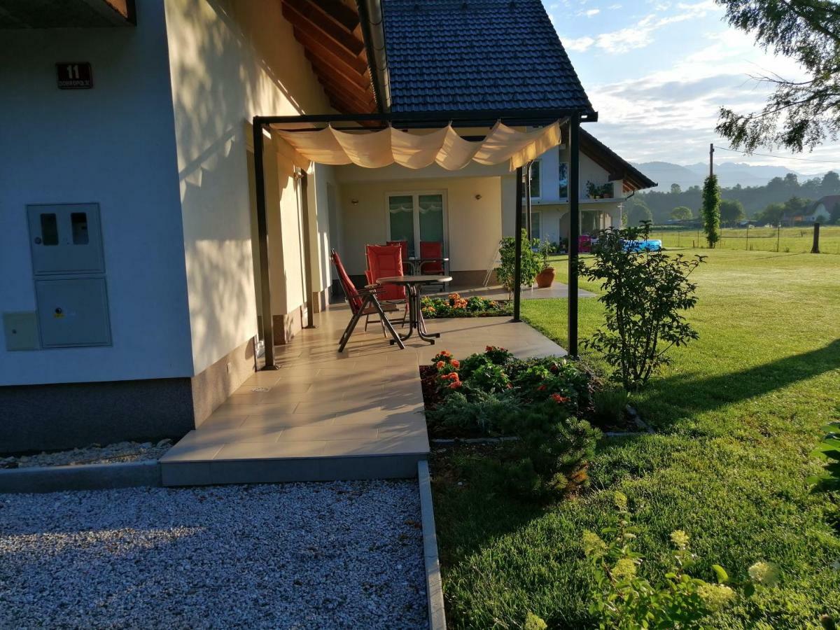 Sobe Meta Bed and Breakfast Brezje Exteriör bild